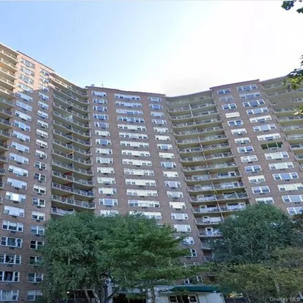 Image 7 - 5800 Arlington Avenue, New York, NY 10471, USA - Apartment for sale