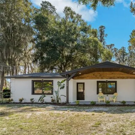 Image 1 - 730 Crystal Lake Road, Lutz, FL 33549, USA - House for sale