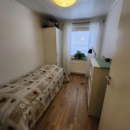 Rent this 3 bed apartment on Lillågatan in 961 86 Boden, Sweden