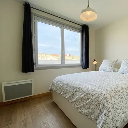 Rent this 2 bed apartment on 40170 Saint-Julien-en-Born
