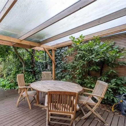 Image 4 - Ramsden Road, London, SW12 8QX, United Kingdom - House for sale