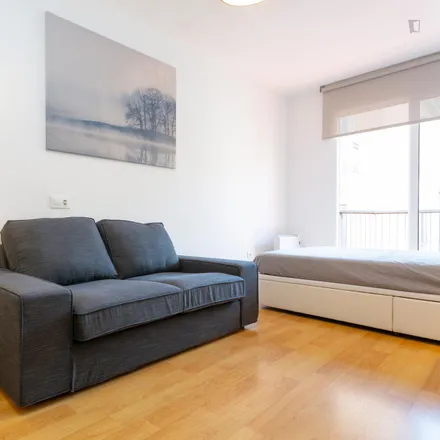 Rent this studio apartment on Carrer de Septimània in 61, 08006 Barcelona