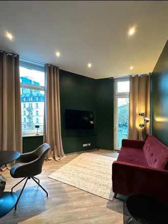 Rent this 2 bed apartment on Rothschildallee 43 in 60389 Frankfurt, Germany