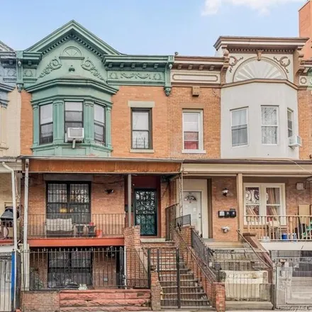 Buy this 5 bed house on 904 Bryant Avenue in New York, NY 10474