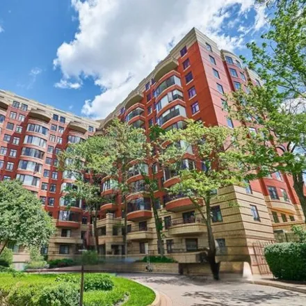 Buy this 2 bed condo on The Charleston in 2400 Clarendon Boulevard, Arlington