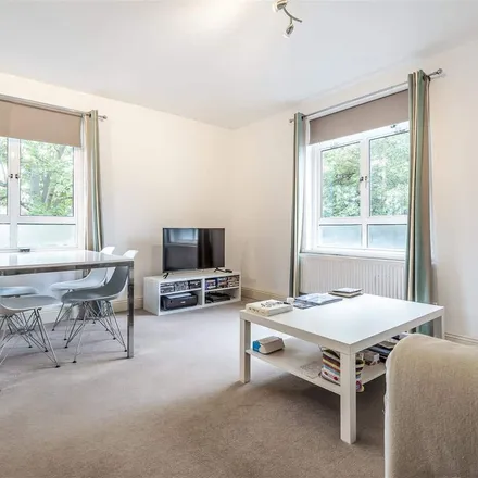 Rent this 2 bed apartment on 175 Castelnau in London, SW13 9ER