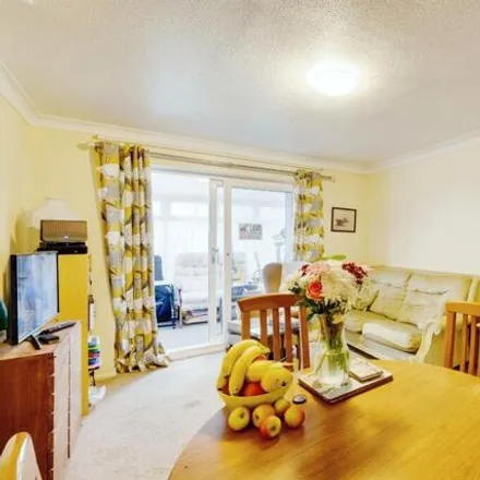 Image 4 - Viscount Walk, King John Avenue, Bear Cross, BH11 9TD, United Kingdom - Townhouse for sale