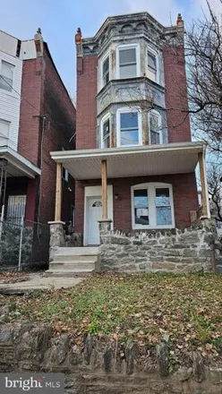 Rent this 5 bed house on Tippi and Tula's Garden in West Apsley Street, Philadelphia