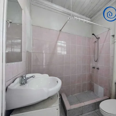 Rent this 3 bed house on Avenida Chillán 2598 in 838 0741 Provincia de Santiago, Chile