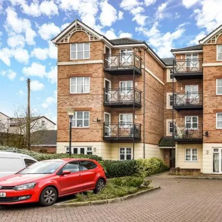 Buy this 2 bed apartment on unnamed road in Reading, United Kingdom