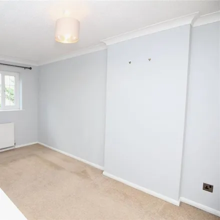 Image 6 - Fitzroy Close, Billericay, CM12 0TY, United Kingdom - Duplex for rent