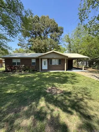 Buy this 3 bed house on 1120 Estelle Street in Lake City, Craighead County