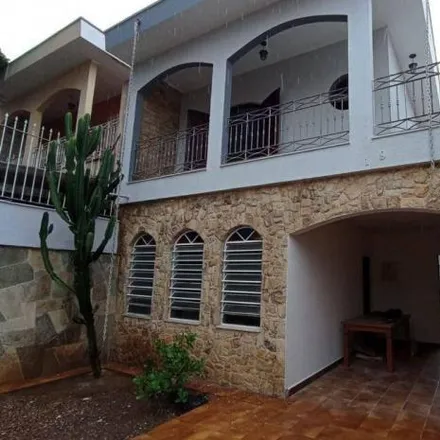 Rent this 3 bed house on Avenida Tiradentes 3151 in Bom Clima, Guarulhos - SP