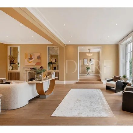 Rent this 5 bed house on 28 Blomfield Road in London, W9 1AE