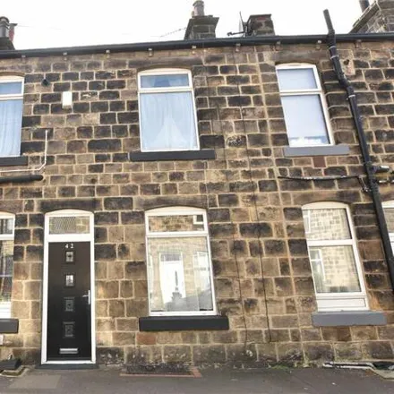 Buy this 1 bed townhouse on Kerry Street in Farsley, LS18 4AL