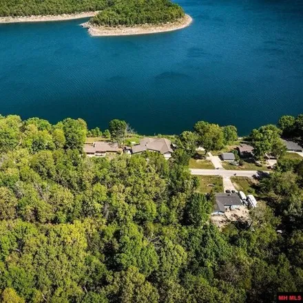 Image 2 - 288 Ferncliff Point Road, Bull Shoals, Marion County, AR 72619, USA - House for sale