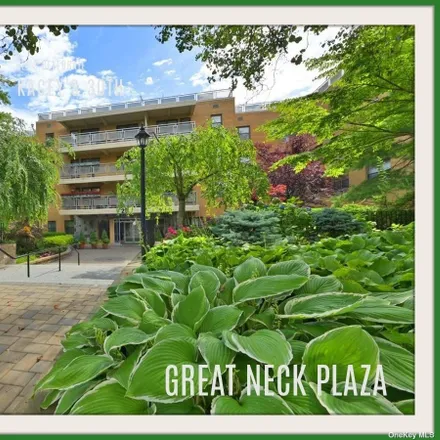Buy this 1 bed condo on 25 Park Place in Village of Great Neck Plaza, NY 11021