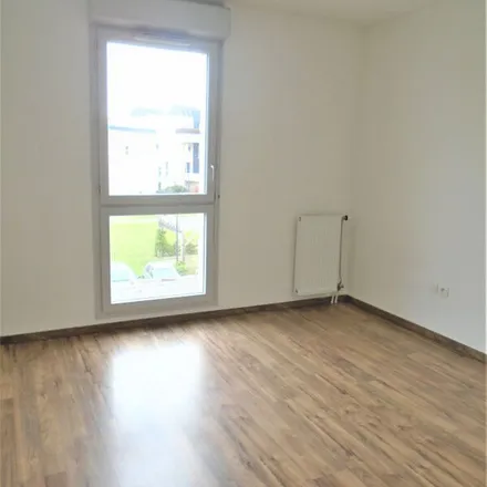 Rent this 2 bed apartment on 297 Route de Launaguet in 31200 Toulouse, France