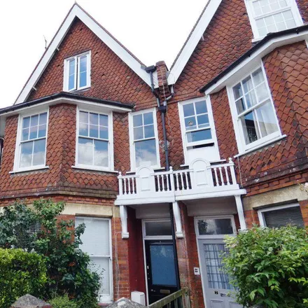 Rent this 4 bed apartment on Eversfield Road in Eastbourne, BN21 2DS
