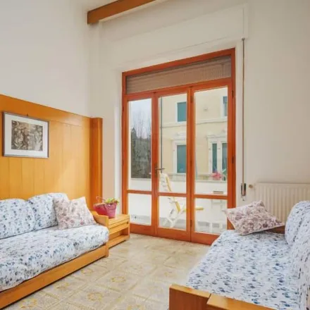 Rent this 2 bed apartment on Stazione di Viareggio in Piazzale Dante Alighieri, 55049 Viareggio LU