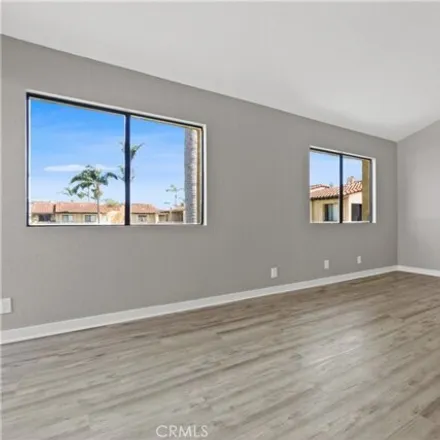 Image 9 - 17333 Brookhurst Street, Colonia Juarez, Fountain Valley, CA 92708, USA - Condo for sale