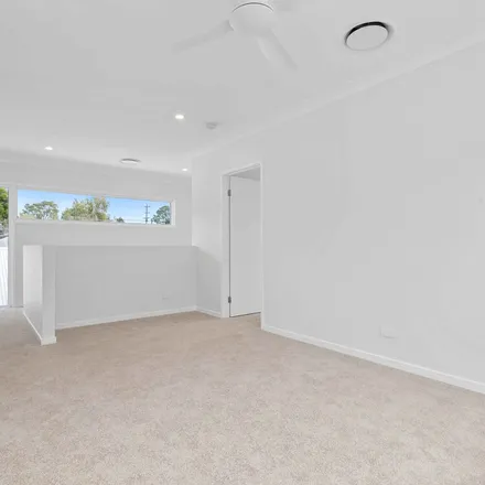 Rent this 5 bed apartment on 90 Uplands Terrace in Wynnum QLD 4178, Australia