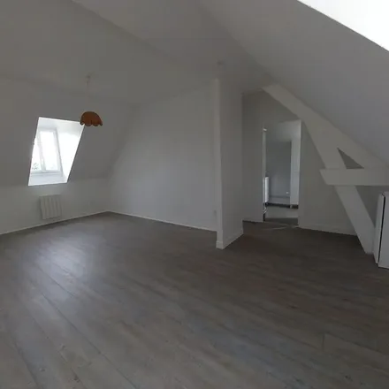 Rent this 2 bed apartment on Voie Communale de Chaumont in 60240 Reilly, France