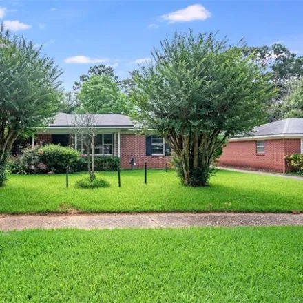 Rent this 3 bed house on 9133 Laurie Lane in Hadley, Shreveport