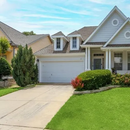 Rent this 3 bed house on Brewer Street in Grapevine, TX 76051