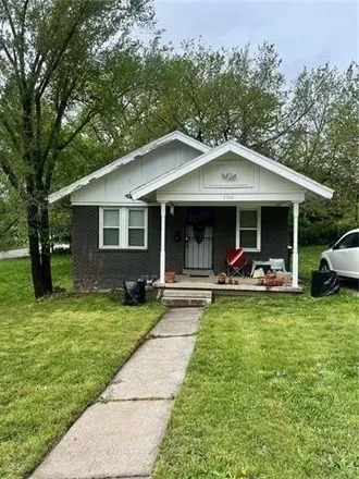 Buy this 2 bed house on 4346 Montgall Ave in Kansas City, Missouri