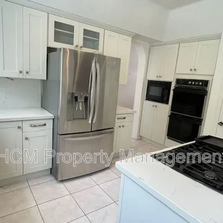 Image 4 - 101 North Windy Pointe, Orange, CA 92869, USA - Apartment for rent