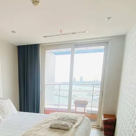 Rent this 2 bed condo on 34020 Zeytinburnu