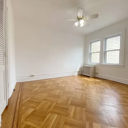 Rent this 3 bed townhouse on 85-18 67th Road in New York, NY 11374