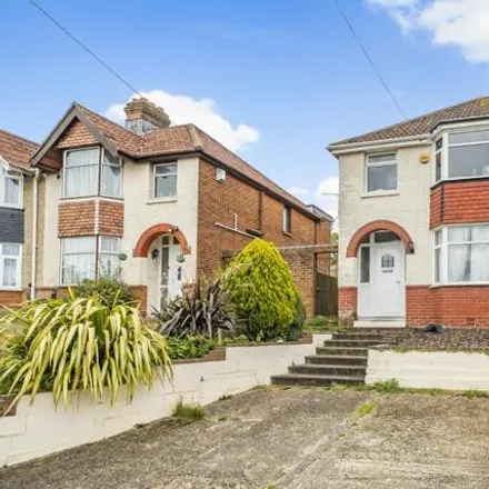 Buy this 3 bed duplex on Wakefield Road in Southampton, SO18 2DJ