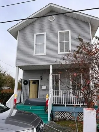 Buy this 3 bed house on 2937 College Court in New Orleans, LA 70125