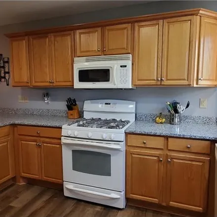 Image 7 - 602 Union Court, Cannon Falls, MN 55009, USA - Townhouse for sale