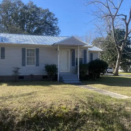 Buy this 9 bed house on 6921 Orvin Street in Pinewood Vista, North Charleston