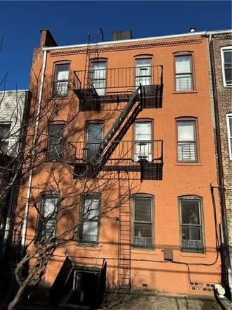 Image 3 - 242 Sumpter Street, New York, NY 11233, USA - House for sale