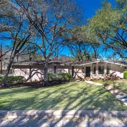 Rent this 3 bed house on 2 Randolph Place in Rollingwood, Travis County