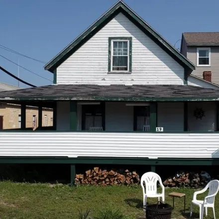 Buy this 3 bed house on 19 North Avenue in Saco, ME 04072