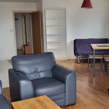 Rent this 2 bed apartment on Bute Terrace in Cardiff, CF10 2FF
