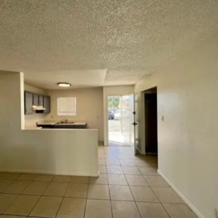 Image 4 - 5393 Prince Scotty Street, Paradise, NV 89119, USA - Condo for rent