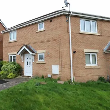 Rent this 2 bed room on Kingham Close in Leasowe, CH46 2PQ