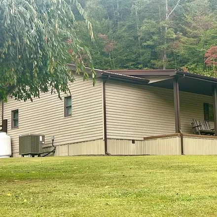 Buy this 3 bed house on 4099 KY 1148 in Tillie, Letcher County