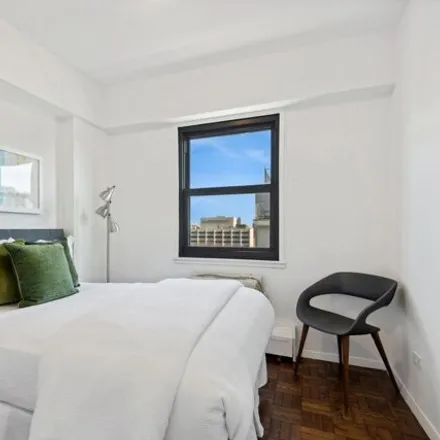 Image 9 - 210 East 15th Street, New York, NY 10003, USA - Apartment for sale