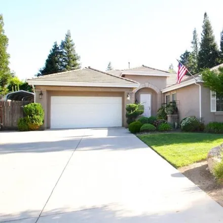 Buy this 3 bed house on 2424 Rall Avenue in Clovis, CA 93611