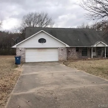 Rent this 3 bed house on Ellis Road in McAlester, OK 74501