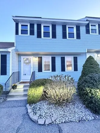 Image 3 - 241 Broadway Road, Dracut, MA 01826, USA - Townhouse for sale