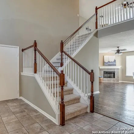 Image 3 - 209 Summit View, Cibolo, TX 78108, USA - House for sale