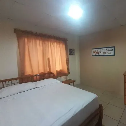 Rent this 4 bed house on 131401 in Olón, Ecuador